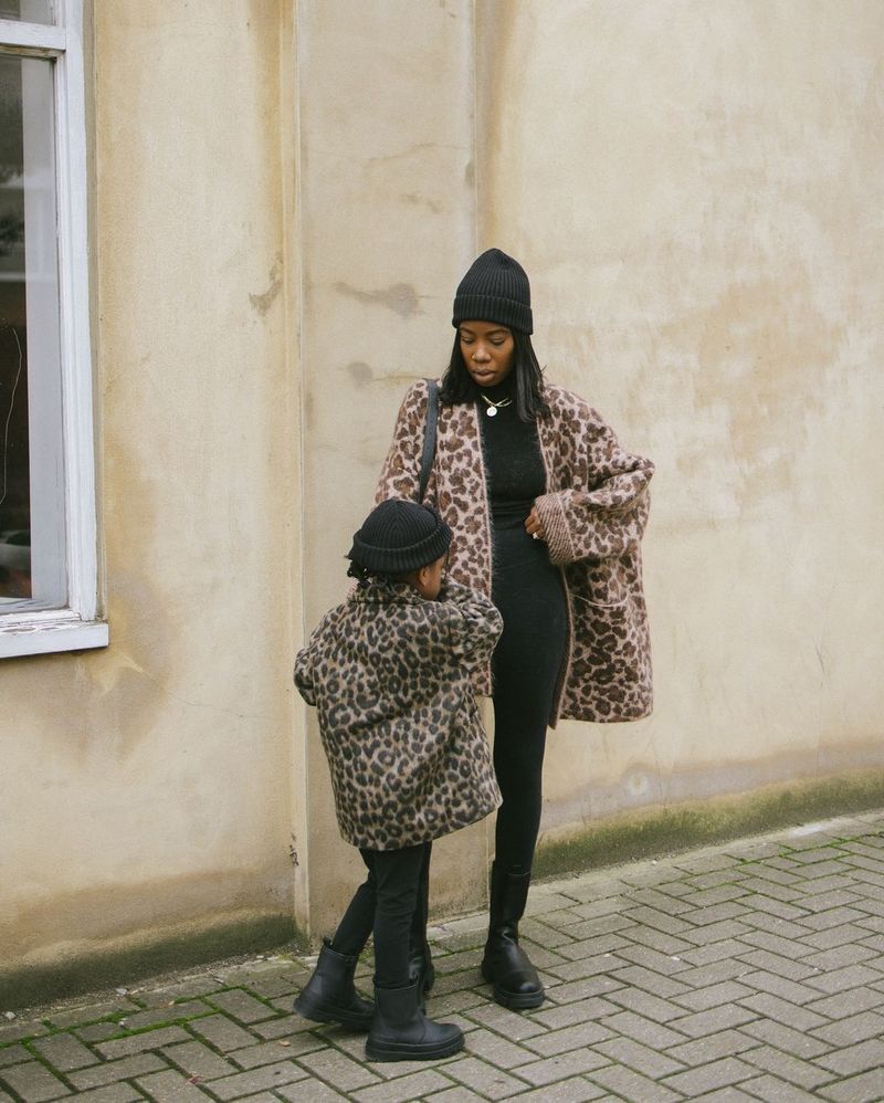 Cardigan décontracté à imprimé léopard pour femme - Pull en tricot doux en mélange de mohair, coupe ample, col en V, manches longues, ouvert sur le devant_voghion.com