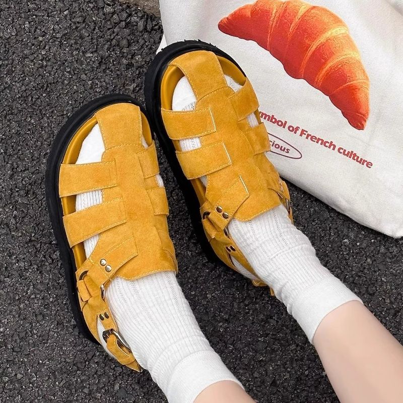 2025 Summer New Cowhide Closed-Toe Roman Women, Casual Versatile Studded Fashion Sandals For Beach_voghion.com