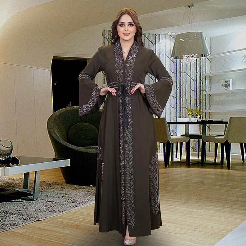 Verve Muslim Abaya Arabischer Kaftan Übergröße Damenkleid mit ausgestellten langen Ärmeln 8840_voghion.com