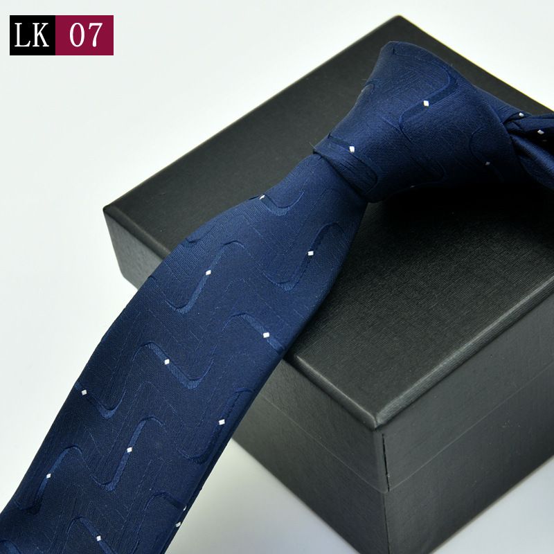 Cravatta da uomo in stile coreano, stretta, casual, alla moda, 6 cm, in poliestere e seta a righe, annodata a mano, nuova primavera._voghion.com