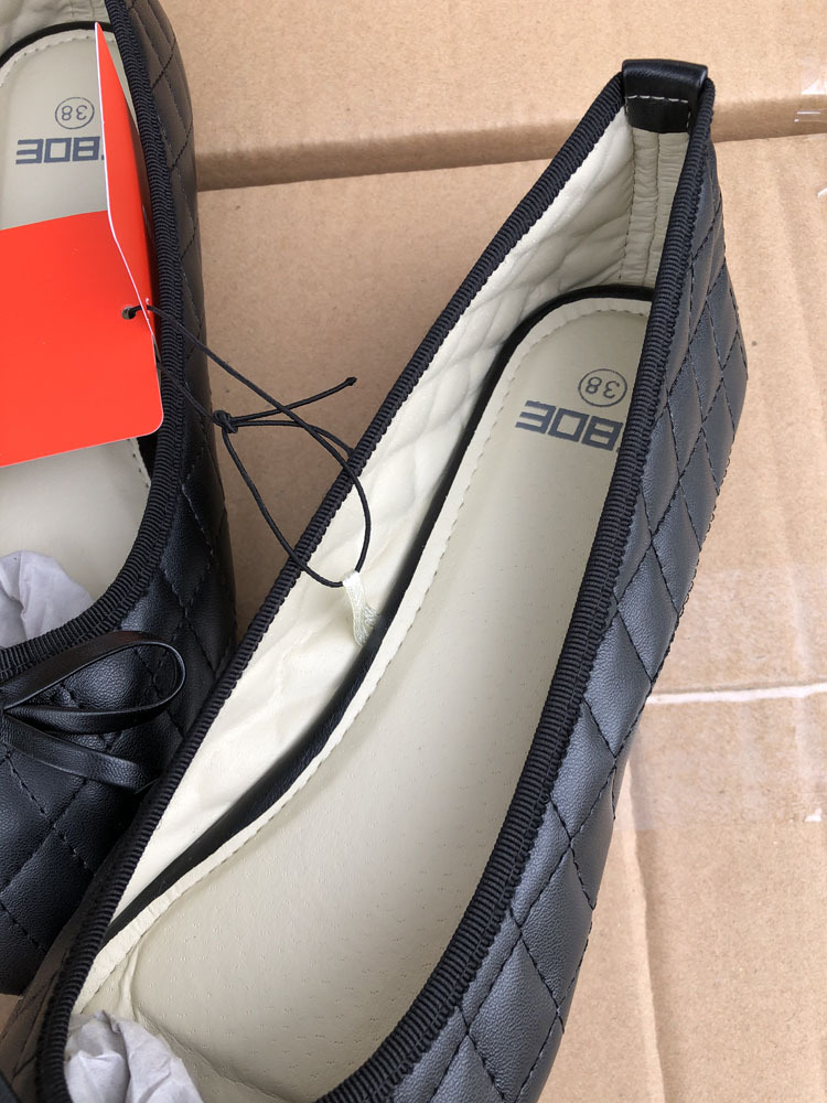 2024 Russische Single-Checked Fliege flache Schuhe für Damen Singles Live-Streaming in großen Größen_voghion.com