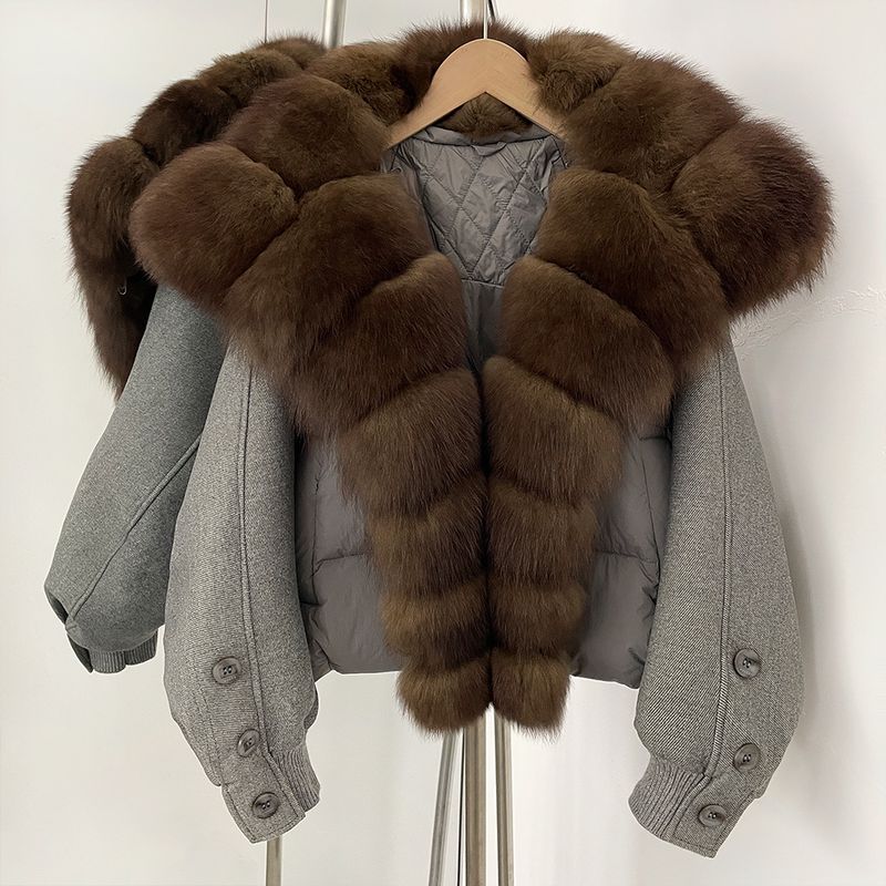 Unique Short Puffer Jacket With Fox Fur Trim, 96% White Duck Down, Grey & Black Winter Coat For Women_voghion.com