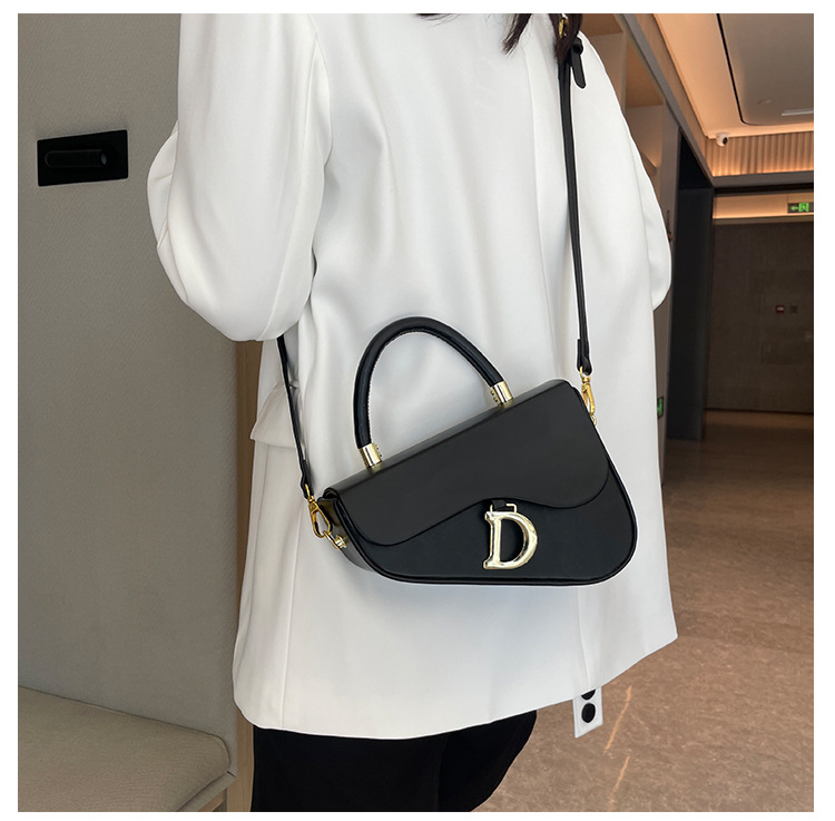 Bags2023 new solid color box bag hard handle handbag personality design versatile shoulder bag fashion Messenger bag_voghion.com