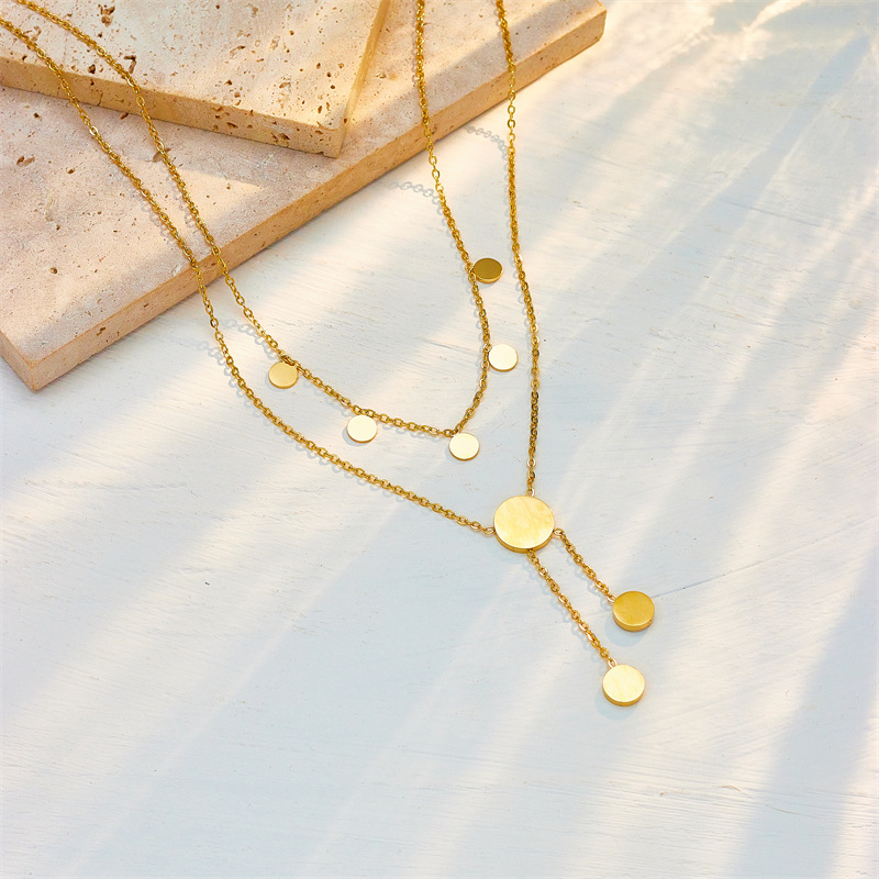 Double-layer Roman round brand shell tassel titanium steel clavicle chain niche design light luxury high-end temperament necklace_voghion.com