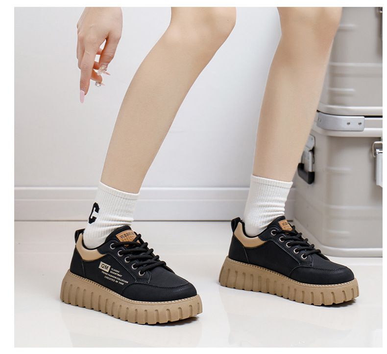 Die neueste Internet-Berühmtheit von 2024 New Student Korean Edition Instagram Trendy Vielseitige Dicke Sohle Board Frühling und Herbst Casual_voghion.com
