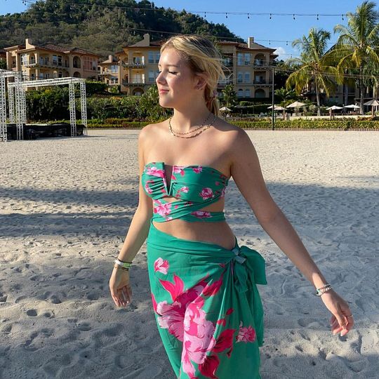 Kvinders bikini med halterneck, sexet print og slids, badedragt og wrap-nederdel_voghion.com