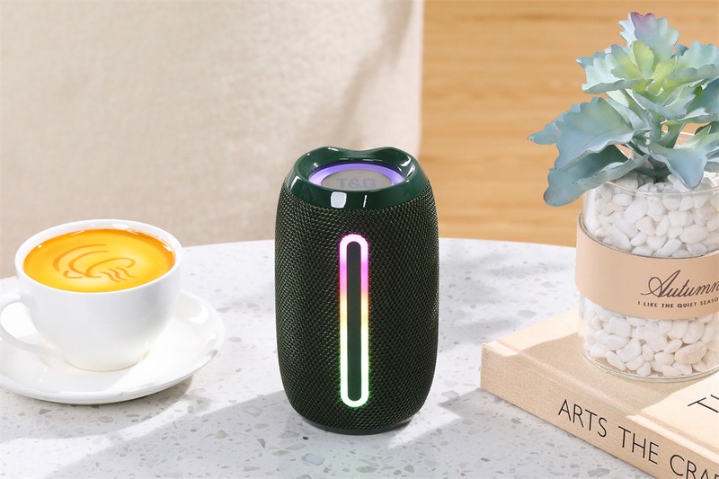 Neuer zylindrischer Kartensubwoofer als Geschenk für Desktop-Outdoor-Miniversion Bluetooth-Kleinstahlkanonenlautsprecher_voghion.com