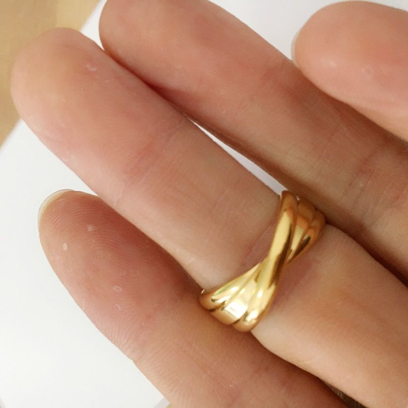 Bague ouverte à trois anneaux en laiton plaqué or, enroulement croisé simple vent froid personnalité simple tempérament tout-match_voghion.com