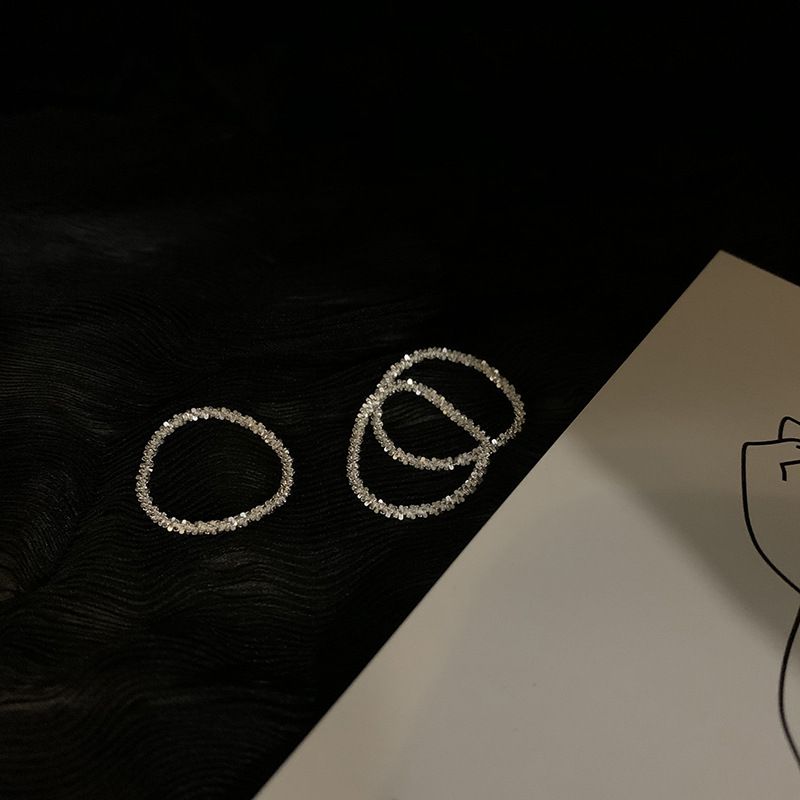 Anillo de nicho con incrustaciones de diamantes finos para mujer, versiones japonesas y coreanas, apertura exquisita con pequeños diamantes rotos, se puede_voghion.com