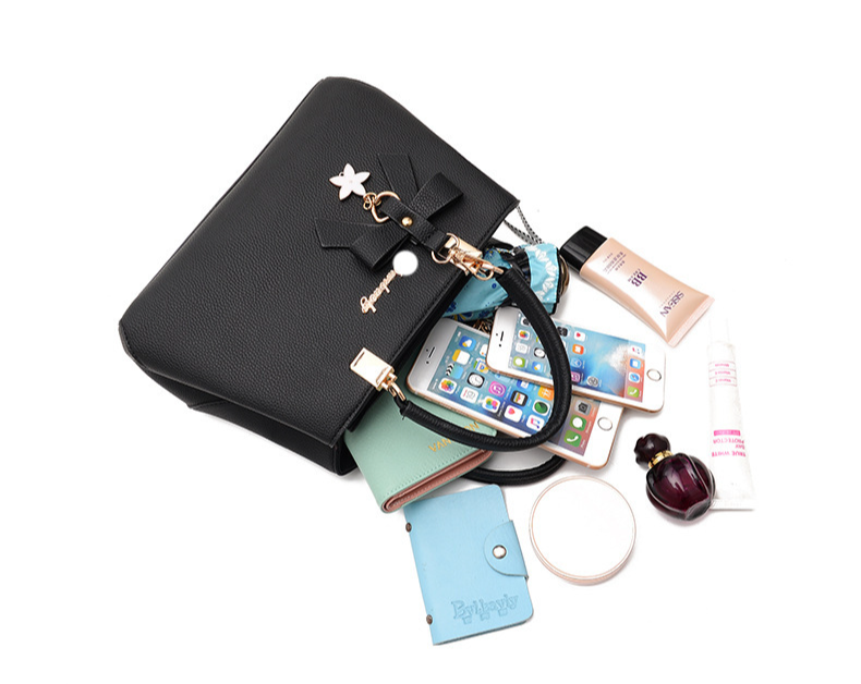 Väska 2023 ny koreansk version av den trendiga höst- och vinterbågen Kvinnlig väska bärbar axelväska Messenger bag killer bag moderväska_voghion.com