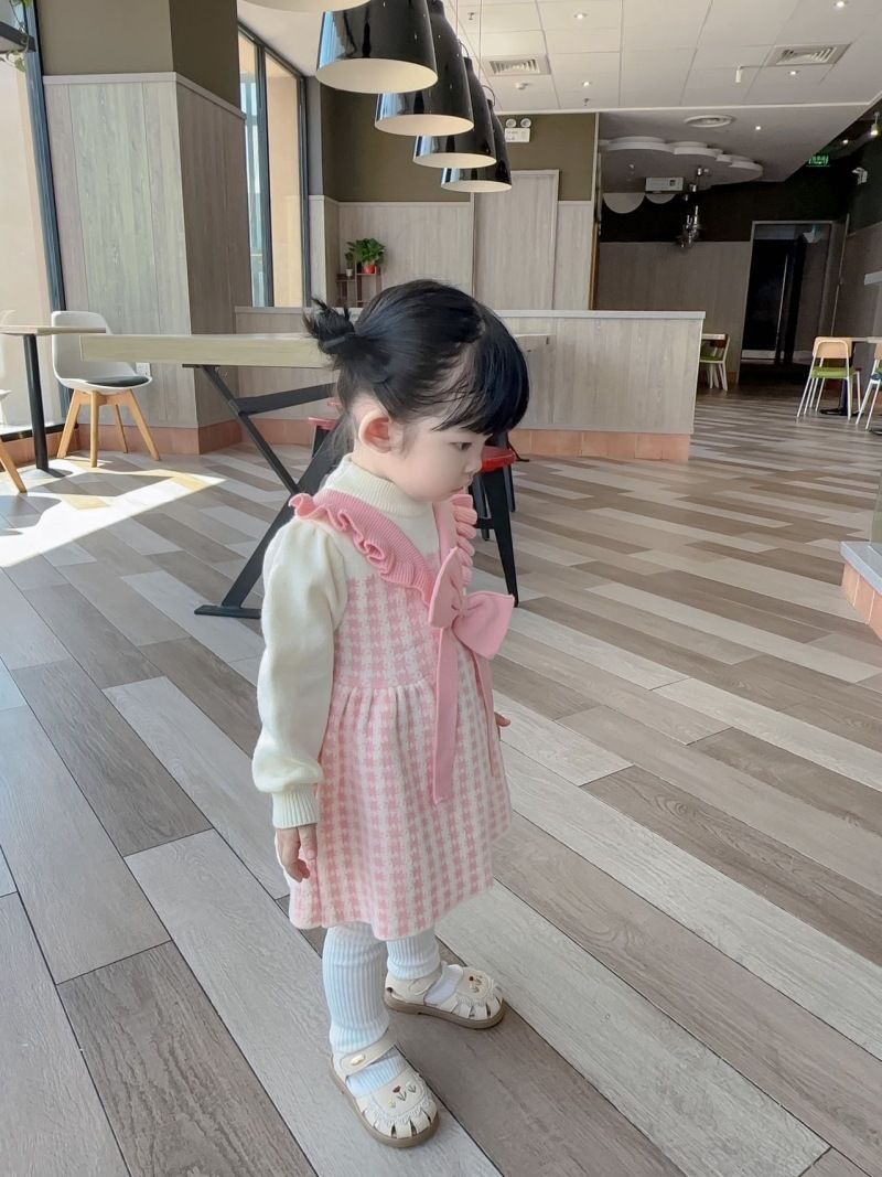 Mädchenkleid, ausgefallenes kleines Mädchen, süßer Strickpullover mit Schleife, Kinderkleid_voghion.com