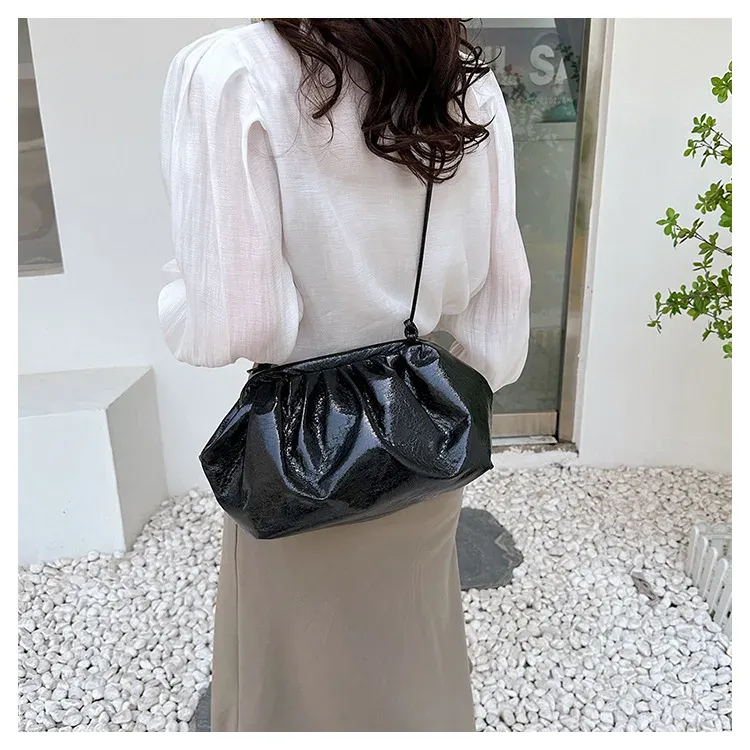 Small Design Women's Leather Sier Cloud Gold Crossbody Bag Ladies Party Clutch Purse Female Handbags_voghion.com