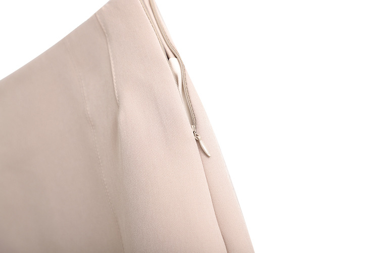 Giacca da donna corta con risvolto sottile da donna + minigonna con spacco a vita alta_voghion.com