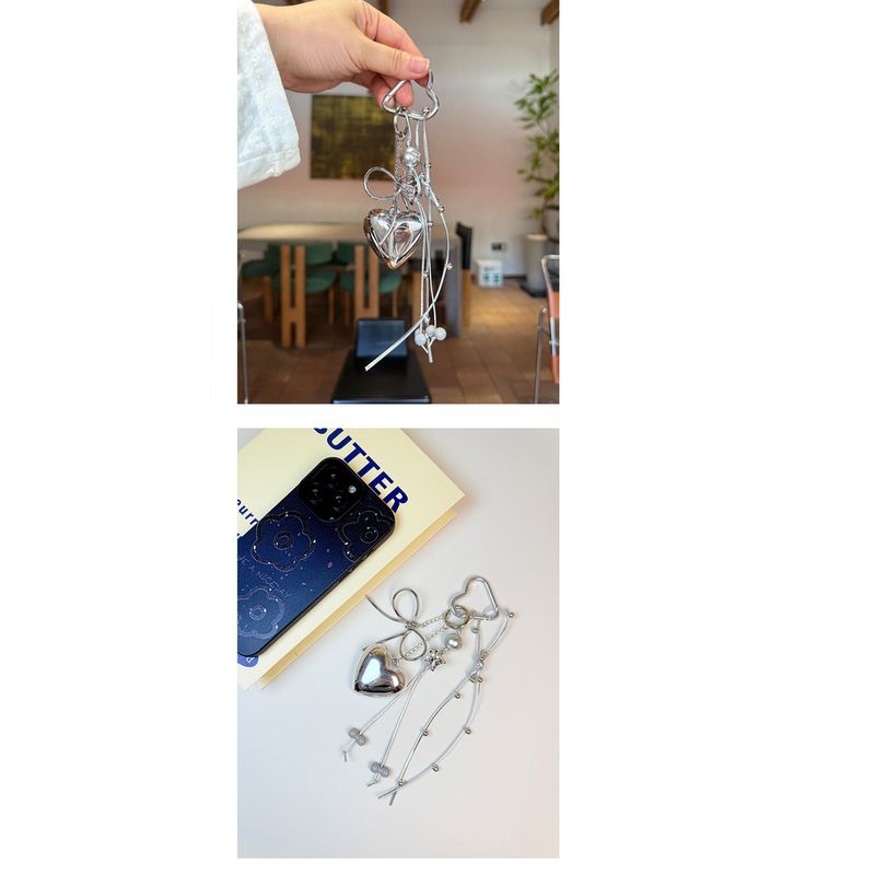 Accessory Keychain Minimalist Silver Heart Keyring Fall/Winter 2025 New_voghion.com