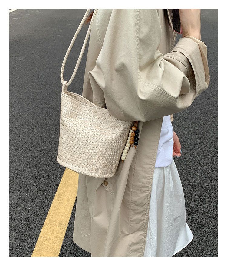 Borsa a secchiello con motivo intrecciato per donna 2025, nuova borsa versatile alla moda, borsa a tracolla casual da pendolare_voghion.com