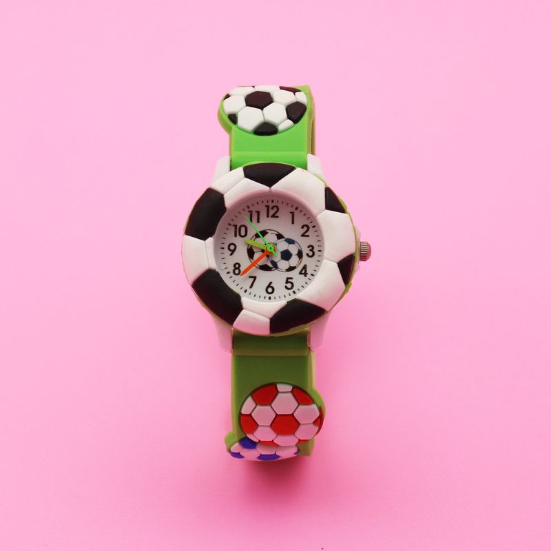 Kinder süße Fußballuhr Basketball Silikonuhr Cartoon Uhr_voghion.com