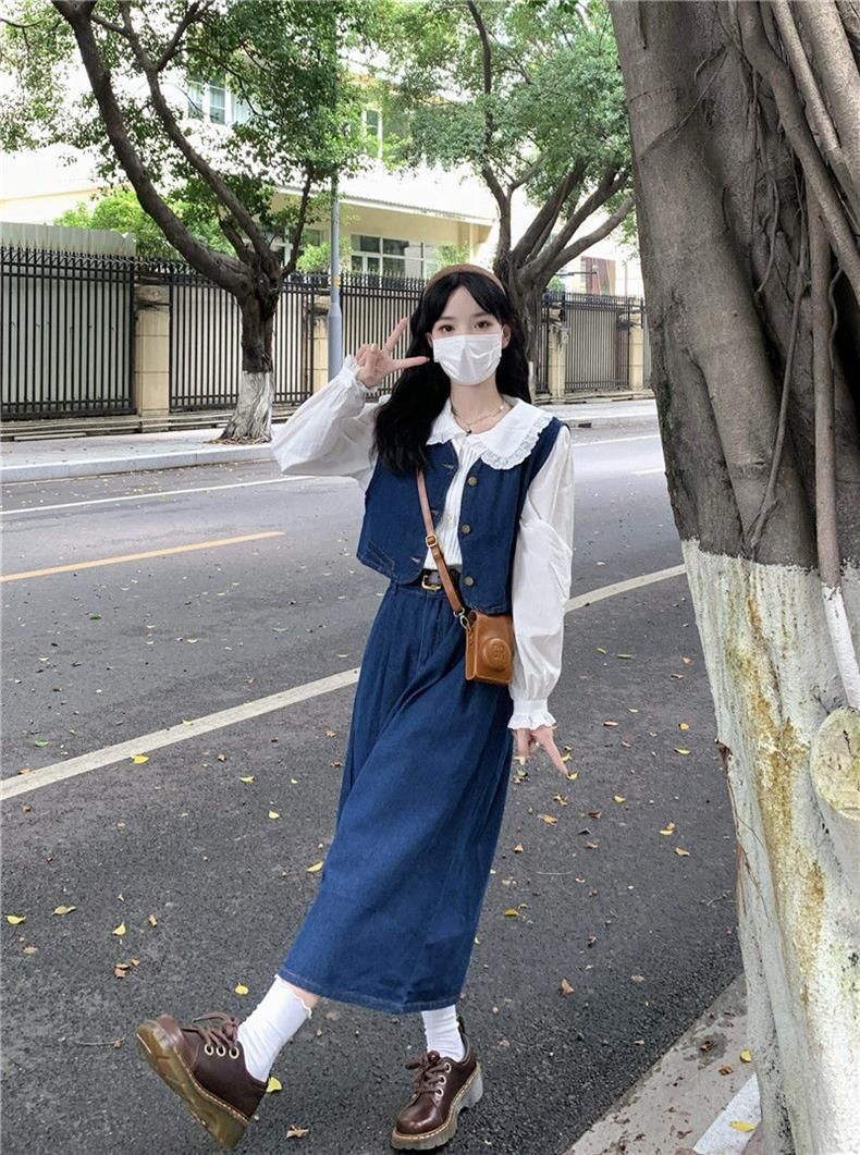 ChicShe Koreanischer Retro-Instagram-Stil Mode für Damen, Herbst 2024 Neues Jeans-Set: Weste, Rock und Hemd (dreiteilig)_voghion.com