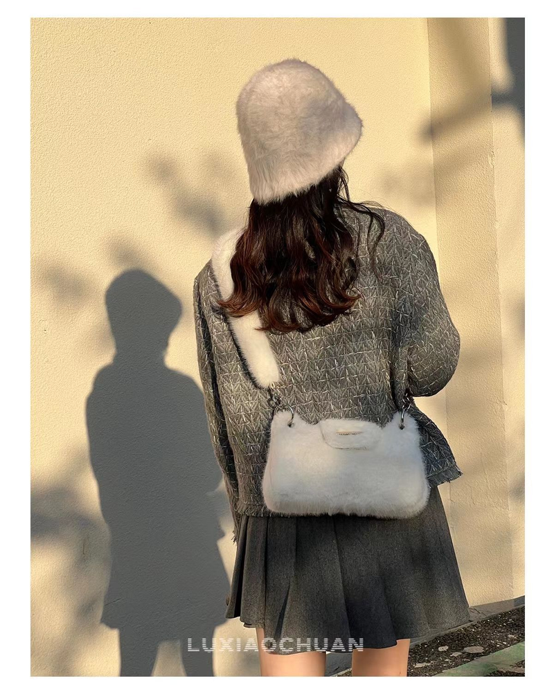 Y2K filles épicées haute qualité aisselles croix corps chaîne décontracté mignon sac en peluche fille_voghion.com