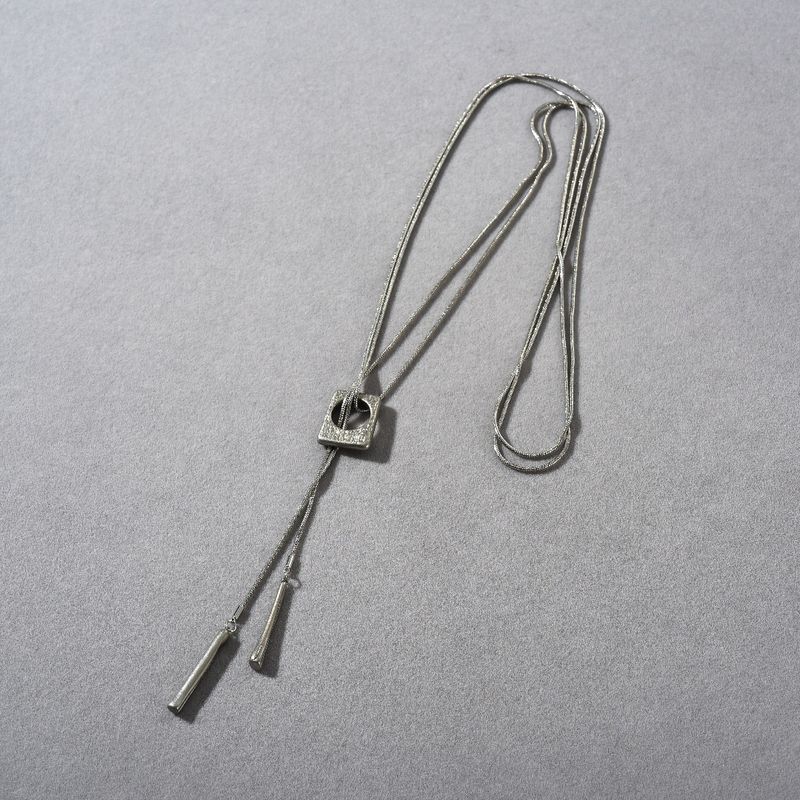 Adjustable Geometric Pendant Necklace For Women - Layered Statement Chain With Textured Detailing In Gold And Silver_voghion.com