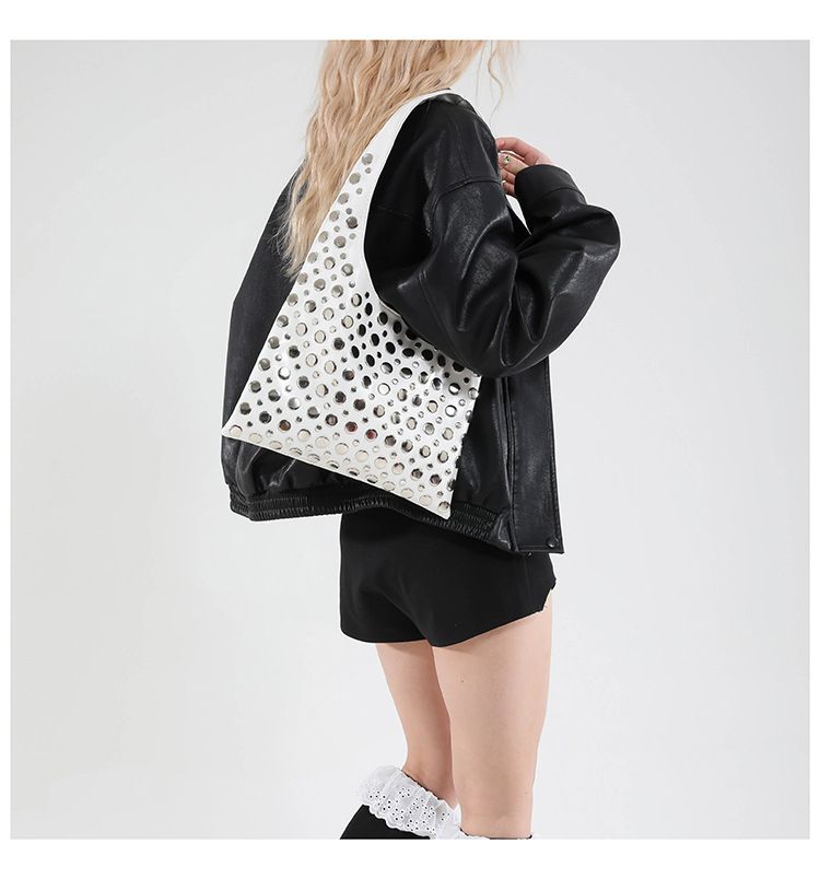 Trendy Underarm Bucket 2025 Summer New Rivet Commuter Shoulder Bag High-end Versatile Handbag_voghion.com