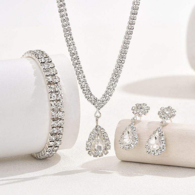 Set di gioielli da donna, alla moda, dal design semplice e alla moda, con ciondolo a forma di goccia di diamante, collana, orecchini, anello, gioielli, set da sposa, accessori_voghion.com