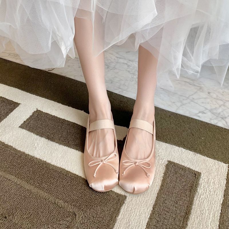 Flachboden Mary Jane 2025 Neue Lamm Wildleder Ballett Schnürsenkel Mutter Strap Niedrigen Absatz Flach Mund Casual Einzelschuhe Für_voghion.com