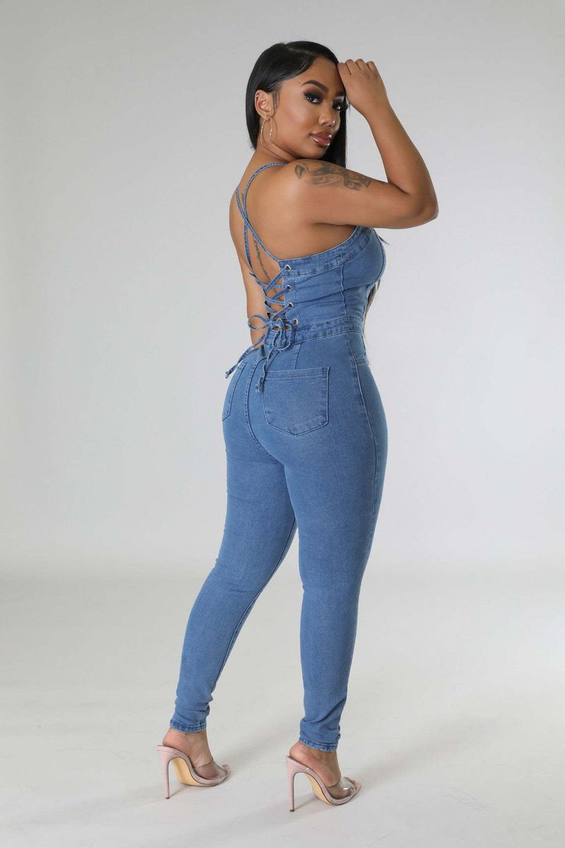 Modischer Slim-Fit-Jeans-Strampler für Damen mit rückenfreiem Verband_voghion.com