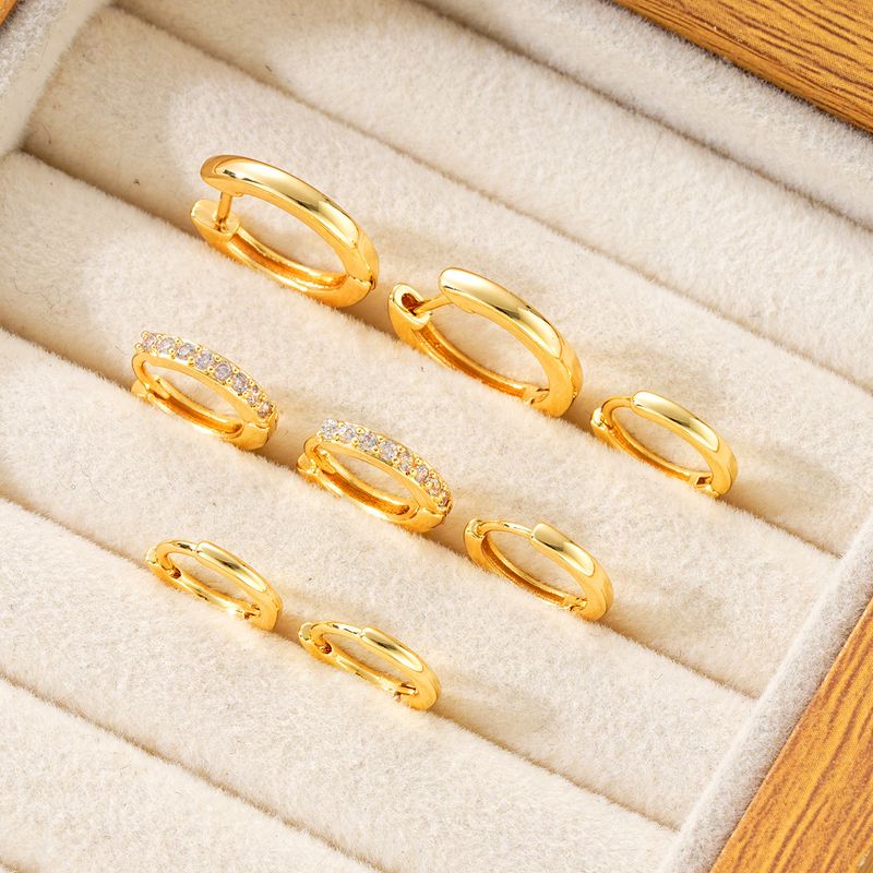 Ensemble de 4 boucles d'oreilles créatives en cuivre incrustées de diamants, bijoux tendance, légers et luxueux, haut de gamme_voghion.com