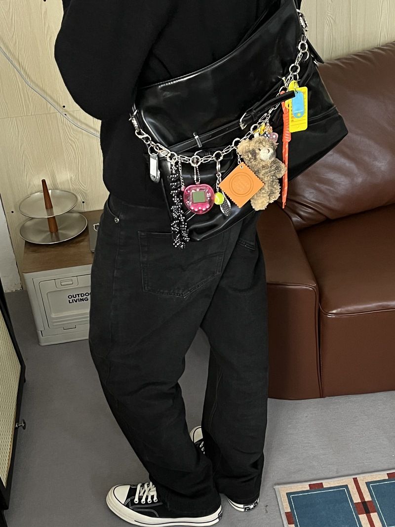 Original Multi Element Long And Complex Bear Bag Chain Bag Pendant Niche High End Bag Pendant Cross Border E Commerce_voghion.com