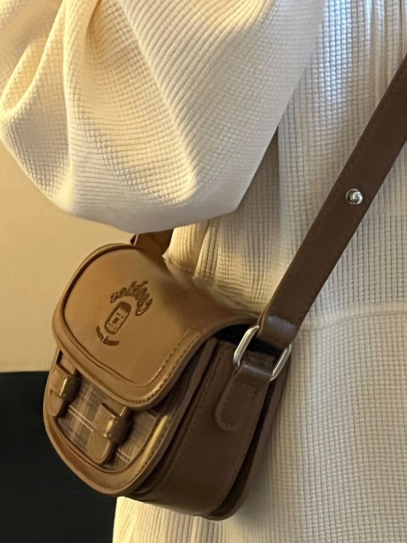 2023 New Bakery Sweet and Cute Girl Cambridge Underarm Tofu Bun High end Crossbody Shoulder Bag_voghion.com