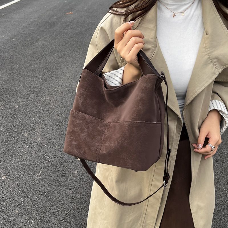Sac à main en daim pour femme, nouveau modèle 2025, léger, de niche, haut de gamme, à bandoulière_voghion.com