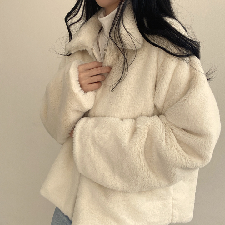 Women's lapel zipper plush feeling loose and versatile short style thickened long-sleeved coat for women_voghion.com