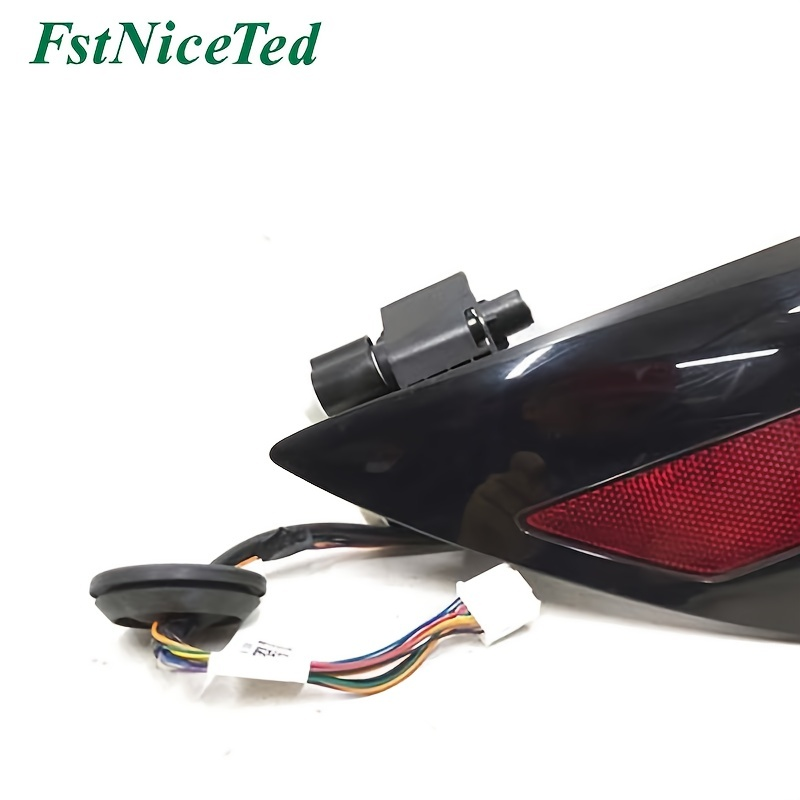 Copertura luce posteriore (guida a destra) per Tesla Model 3 OE:1100781-99-D_voghion.com