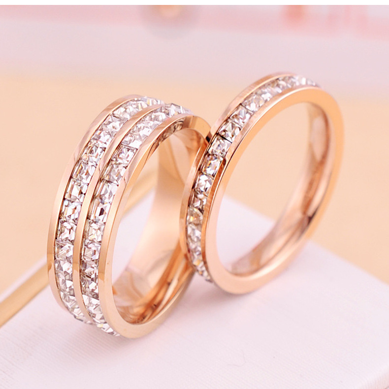 Internet-Promi-Paar Titanstahl Doppel-Herren-Voll-Einzelreihe Damen-Kleiner quadratischer Diamant-Matching-Ring_voghion.com