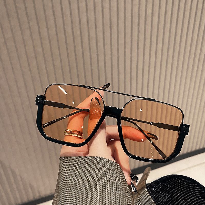 Unisex Dammesonnebrëll Trendy quadratesch Sonnebrëll mat groussem Frame, UV-Schutz fir d'Gesiicht, kleng Make-up Brëller_voghion.com