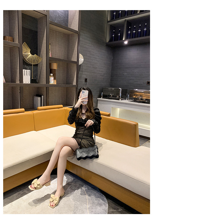 Õrna tuulega paksu kontsaga lipsuga sandaalid ja sussid 2023. aasta kevad- ja suveks. Uued prantsuse stiilis plätud seelikuga kingadega._voghion.com