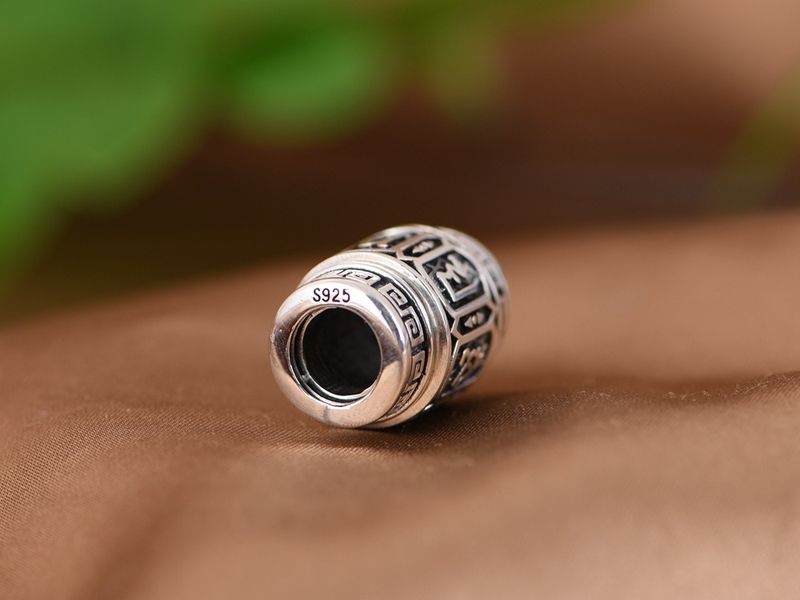 Vintage drehbarer Sechs-Wort-Eimer-Perlenhalsband-Accessoires Damen-Silberanhänger_voghion.com