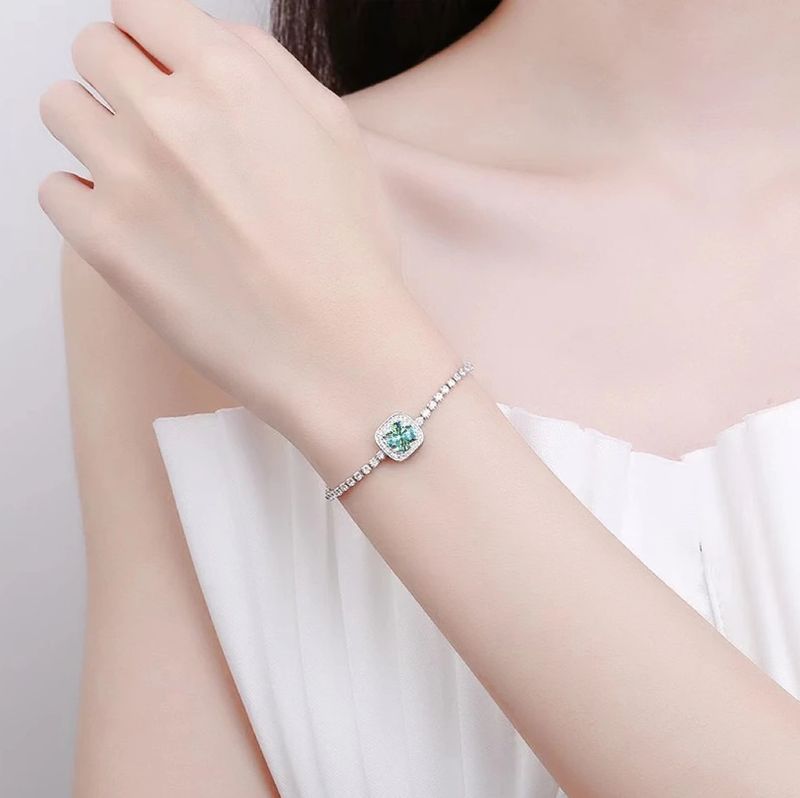 Women's Jewelry S925 Sterling Silver Moissanite Bracelet Starry Sky Square Bag One Carat Moissanite Pull Out Bracelet_voghion.com