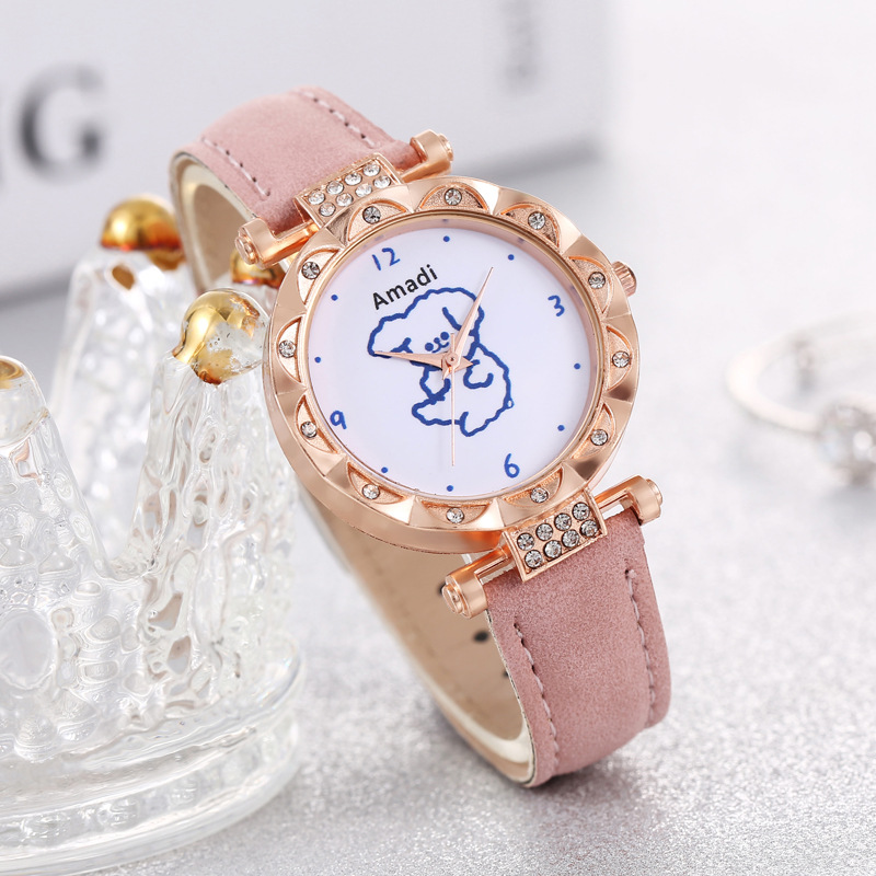 2024 Orologio da orsetto minimalista e carino 2024 Set di due pezzi di bracciali a stella per orologi da donna, pelle smerigliata per orologi al quarzo da donna_voghion.com