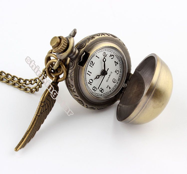 Montre de poche Vif d'or - Style vintage avec chaîne, cadran rond de 37 mm, mouvement à quartz, étanche (10 m), cadeau idéal pour les fans_voghion.com