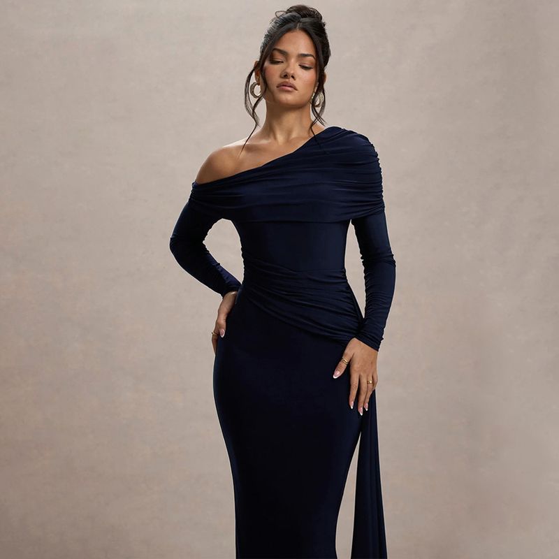 Elegante abito aderente a maniche lunghe con spalle scoperte, volant e vita alta – Abito da sera slim fit alla moda per donna_voghion.com