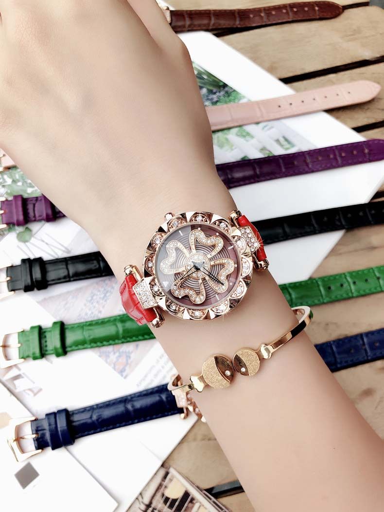 Neue Zeit läuft Damen Luxus Mode Diamant Set Liebe wasserdicht Student Gürtel Quarzuhr_voghion.com