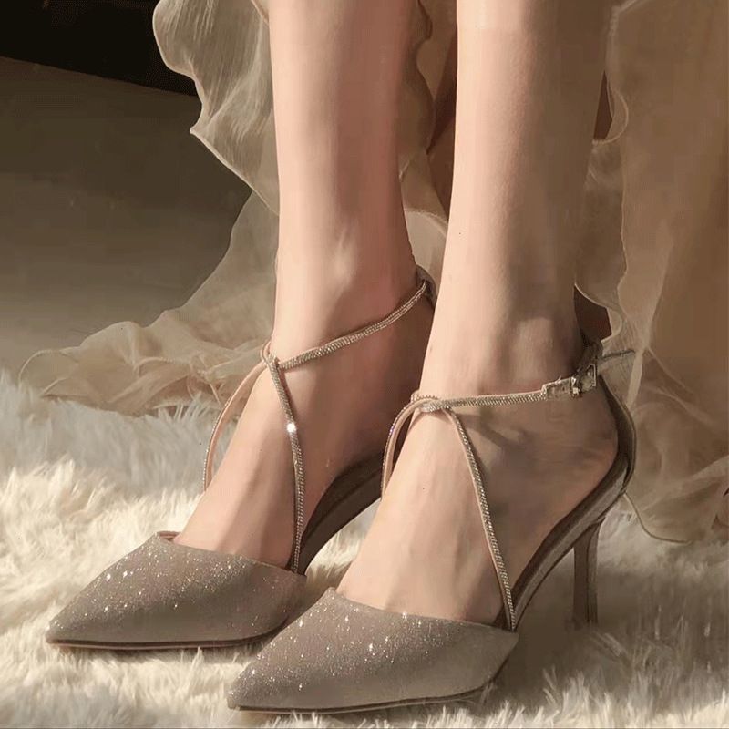 2026 BVJC Sommer Neue Strass Cross Strap Peep-Toe Sandalen Für Frauen Spitz Stiletto Mode Design Nische Hohe Er_voghion.com