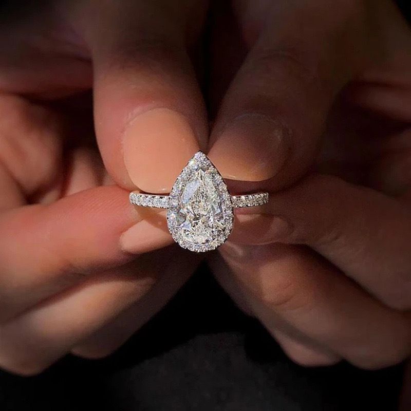 Anello creativo di vendita calda con goccia d'acqua scintillante e zircone, fede nuziale da donna_voghion.com