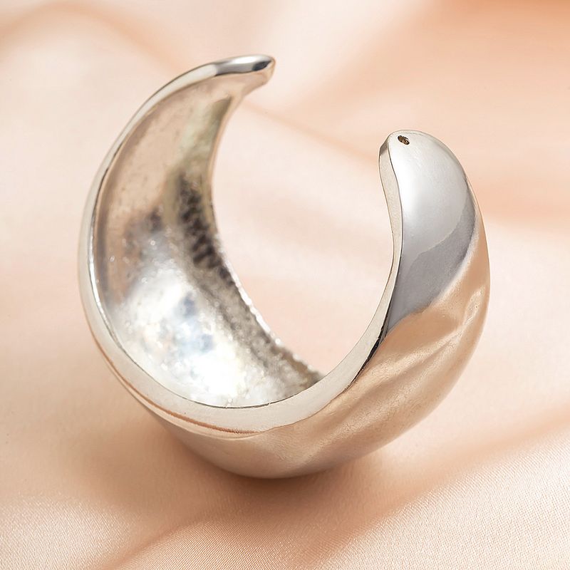 braclet Exaggerated Ins Heavy Metal Smooth Bracelet Geometric Design Personality Wide Bracelet_voghion.com