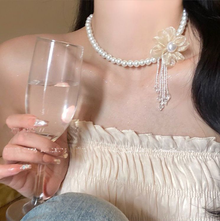 Collana girocollo di lusso con luce di cristallo esagerata, catena per clavicola da donna alla moda_voghion.com