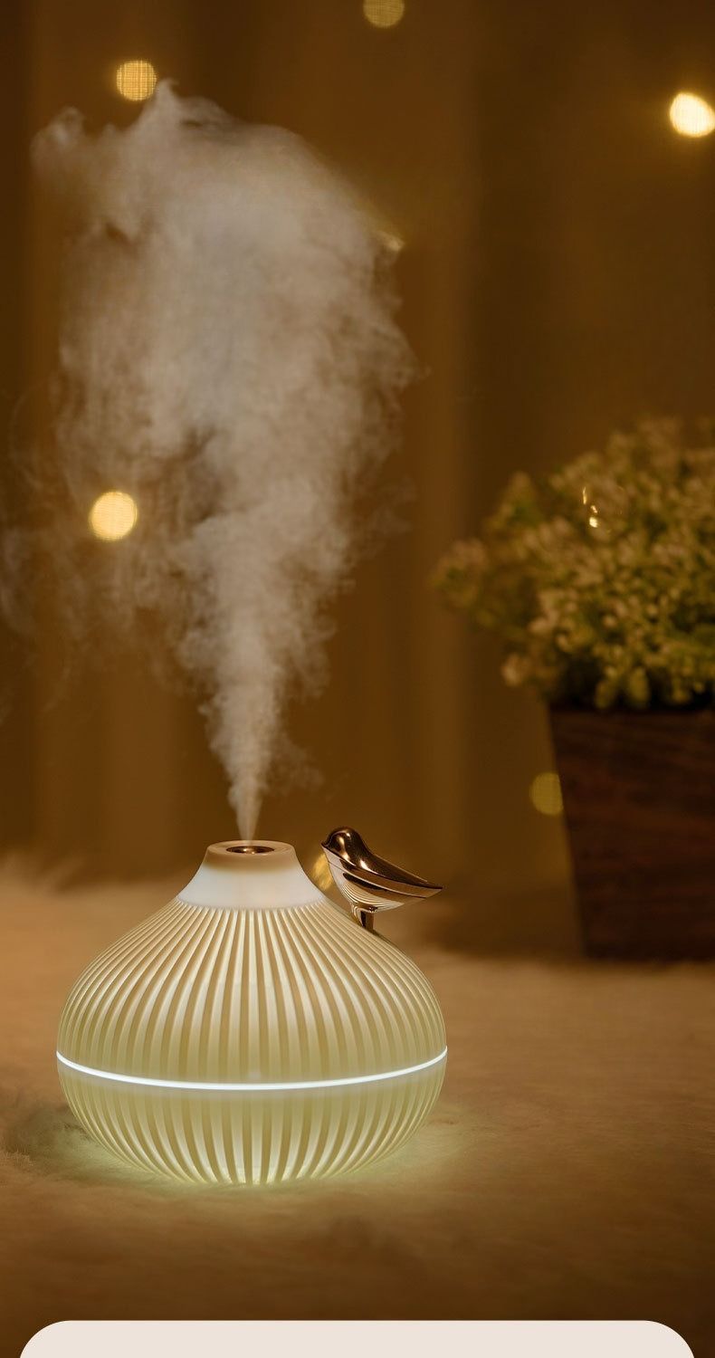 Creative Small Onion Humidifier Mini USB Home Office Desktop Air Conditioning Room Heavy Fog Night Light Humidifier_voghion.com