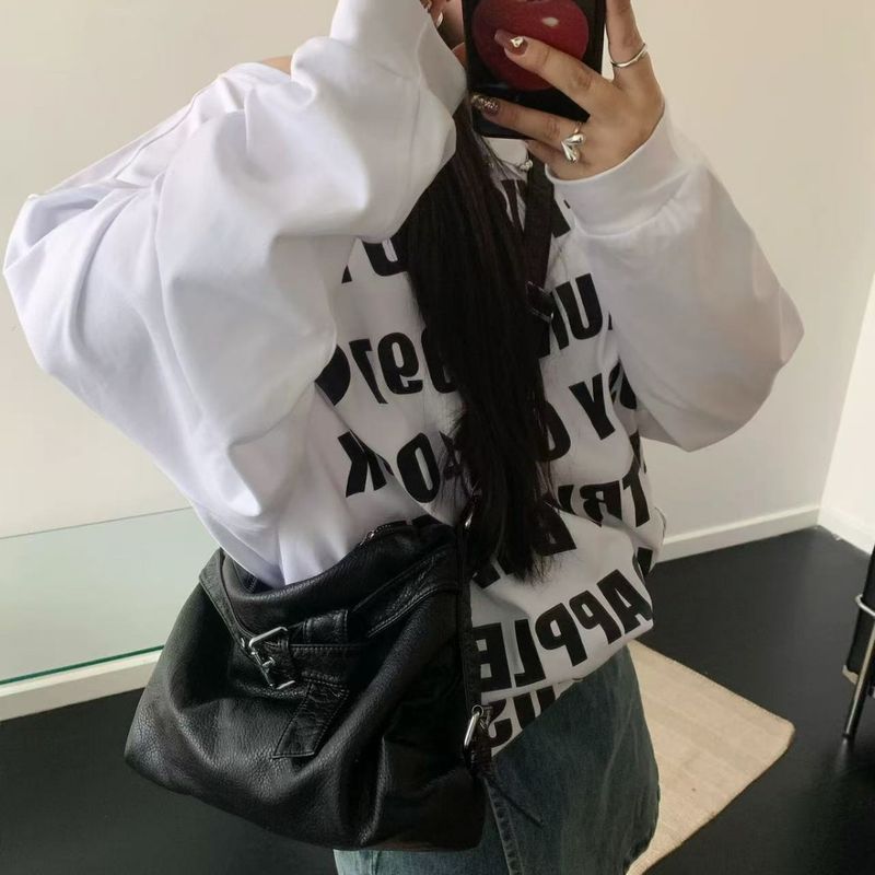 spring And Summer New Multifunctional Belt Buckle Decoration Soft Leather Women Shoulder Bag_voghion.com