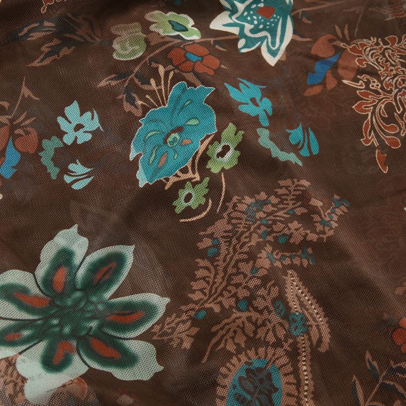 Väriprintti, V-aukkoinen, pienikokoinen sukkanauhallinen naisten kevät 2025, väriä blokkaava, vartalonmyötäinen, laskostettu, läpinäkyvä toppi_voghion.com