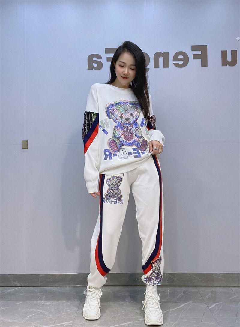 Women’s Clothing Large Size Women's Fashion Sequined Casual Suits For Women Autumn New Hot Diamond Sweater Trousers Sportswear Two Piece Suit Trendy_voghion.com